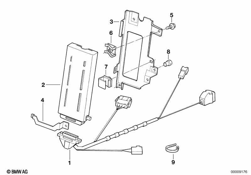 Einzelteile Autotelefon Gepäckraum