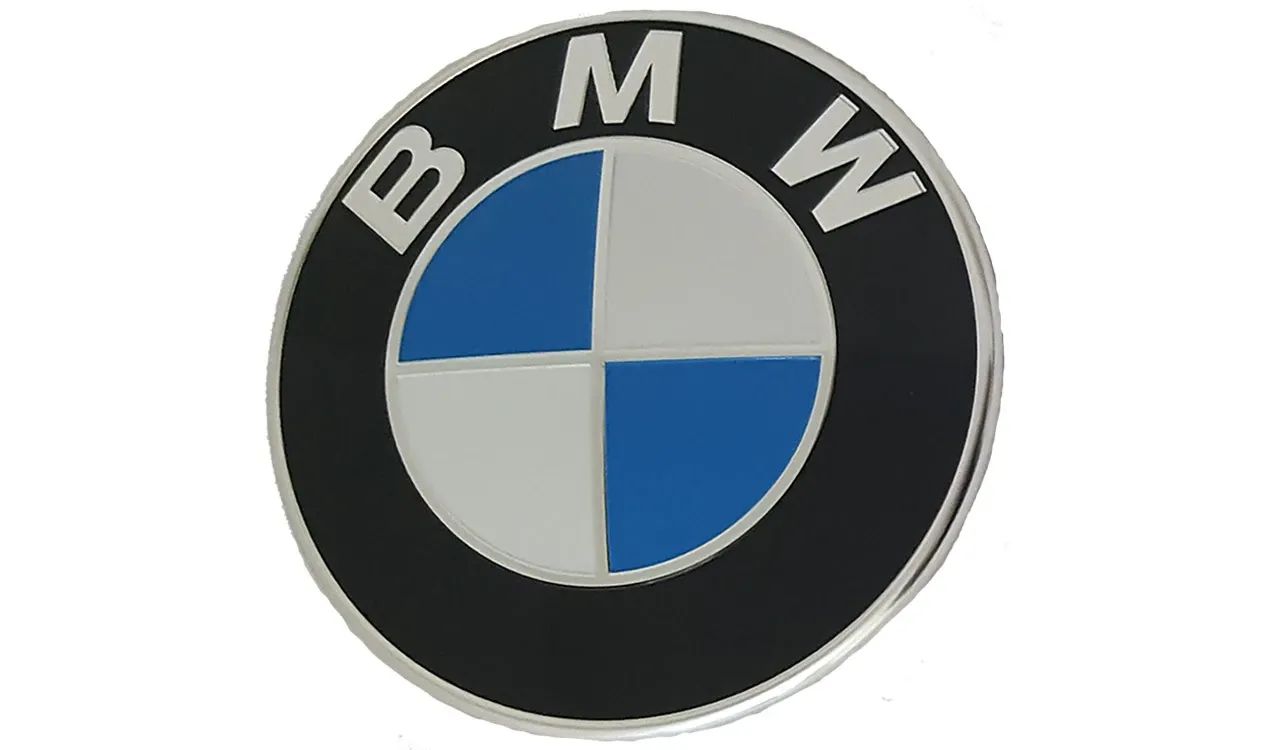 BMW Emblem Heckklappe X1 X5 Logo 7376339-01 in Hessen - Petersberg, Ersatz- & Reparaturteile