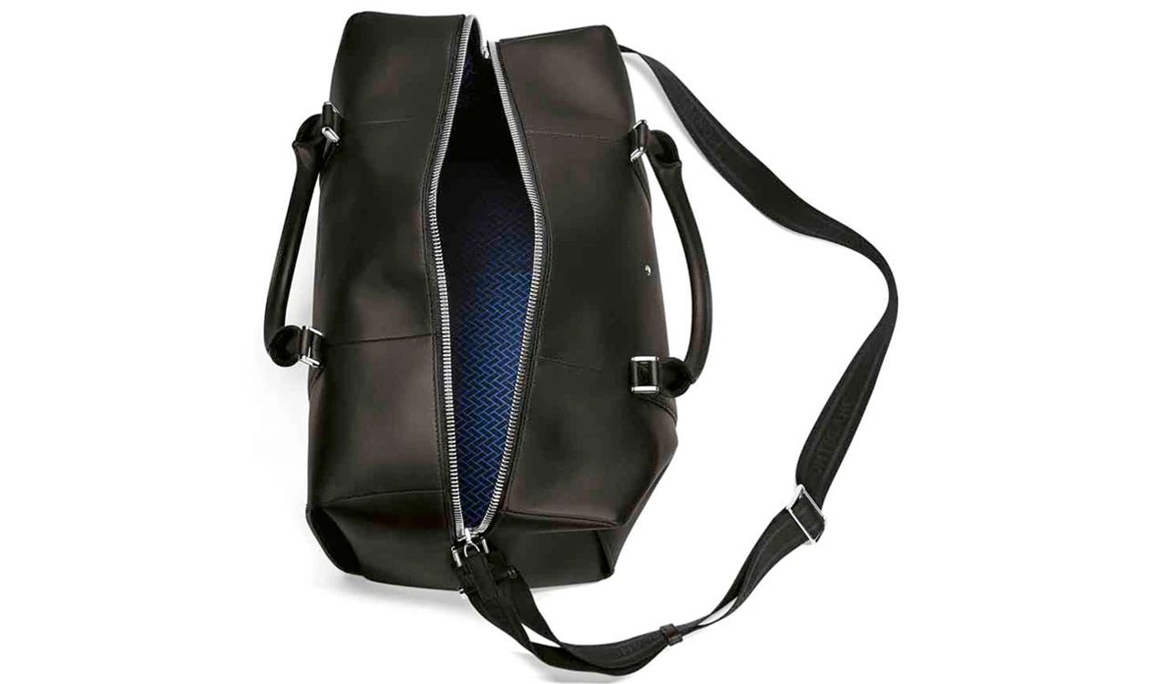 希少　MONTBLANK for BMW DUFFLE BAG The new Montblanc x BMW luggage set.