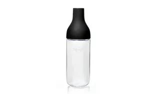 https://cdn.leebmann24.com/products/6/b/d/0/6bd03c1bac9999dad9eeb64a466e6b37a988364b__mini_colour_block_water_bottle_schwarz_80285B32112_2.jpg