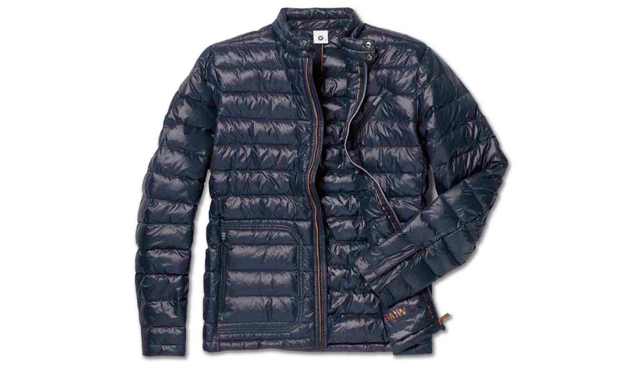 https://cdn.leebmann24.com/products/d/3/2/2/d322e0600f927e0f7bc7fba0fcf0cd95fadbc804_herren_jacke_softdaune_dunkelblau_vorne_80142454604_608.jpg