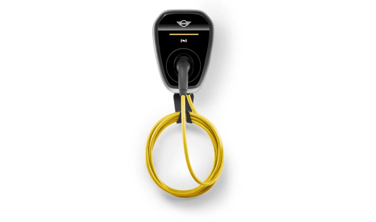 BMW purchases 61905A7A8A1 BMW Wallbox